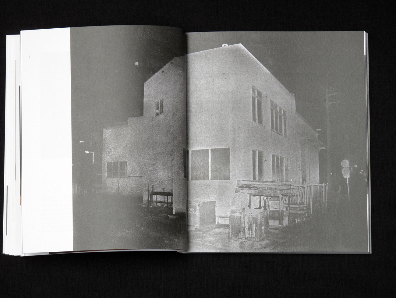 Spread from dienacht #13 - Daisuke Yokota. Image from magazinesandbooks.blogspot.com